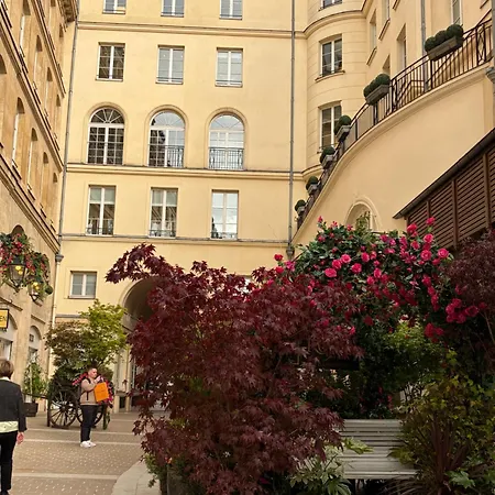 Faubourg Saint-honore -3bed 2 Bth-hermes Daire Paris