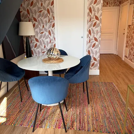 דירה Faubourg Saint-honore -3bed 2 Bth-hermes